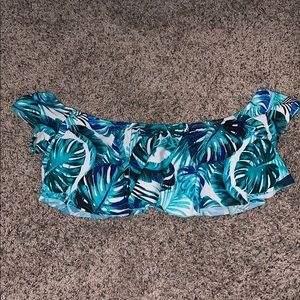 Off shoulder swim top